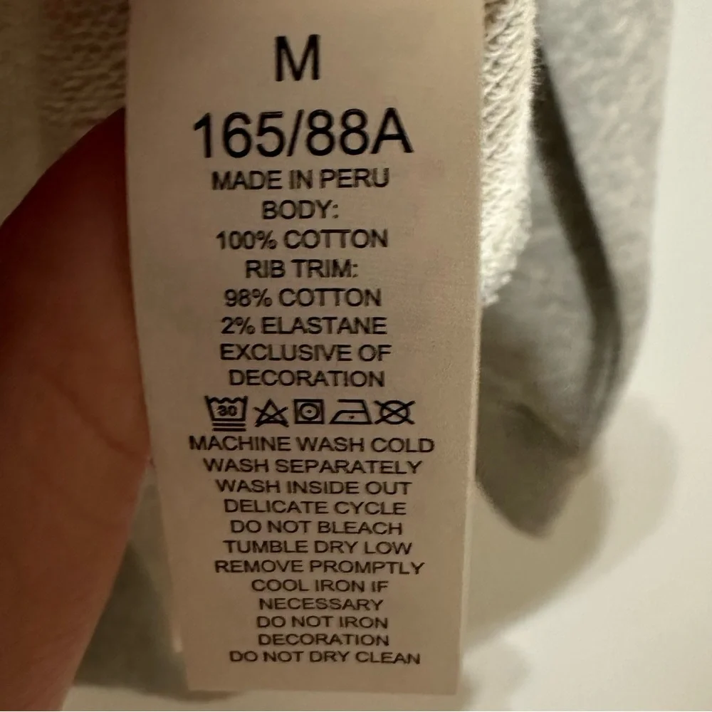NWT Disney X‎ Kate Spade New York Posing Minnie Mouse Sweatshirt